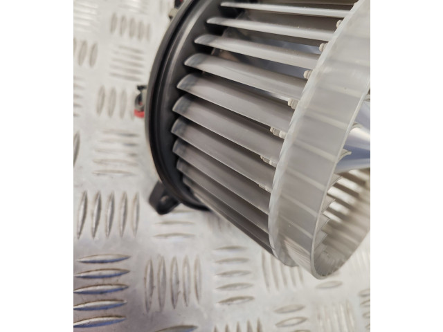 Вентилятор печки    5242673401   Opel Meriva B