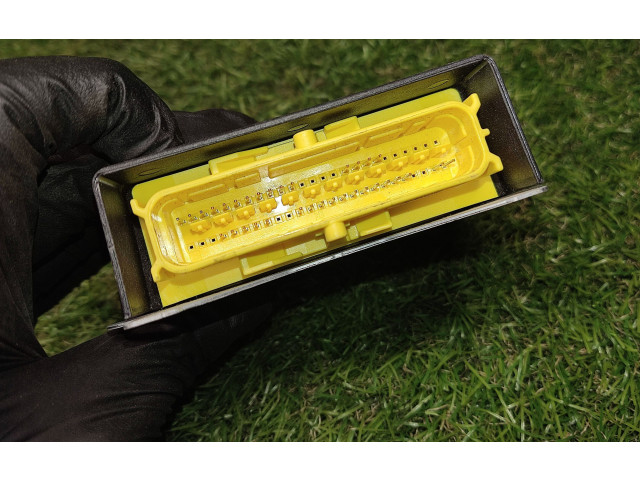 Блок подушек безопасности 6R0959655K, 0285010793   Skoda Fabia Mk2 (5J)