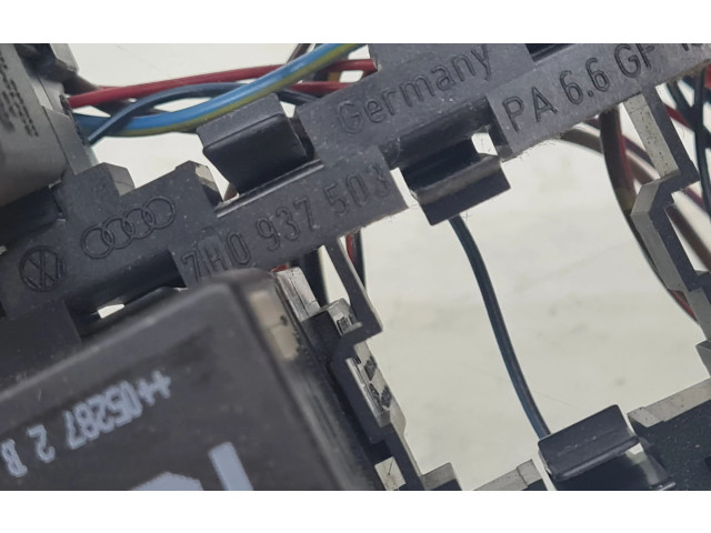 Pojistková skříňka 7H0937503, 7H0943383 Volkswagen Transporter - Caravelle T5 2005