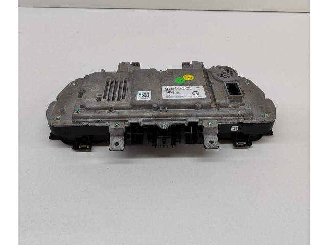 Přístrojová deska Skoda Octavia Mk4 2021 5E3920770A, A3C0539630300