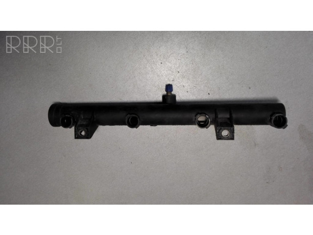 Топливная рампа 9628084680 Citroen C8 2.2