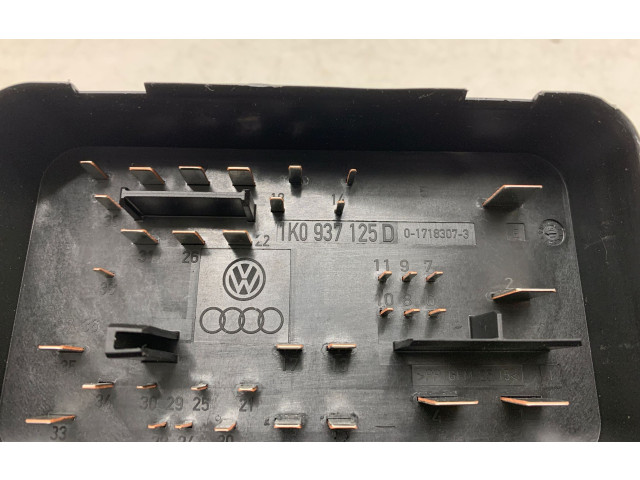 Блок предохранителей 1K0937125D, 1K0937629C   Volkswagen Caddy    