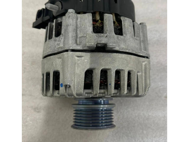 Генератор 06M903023 Volkswagen Golf VIII