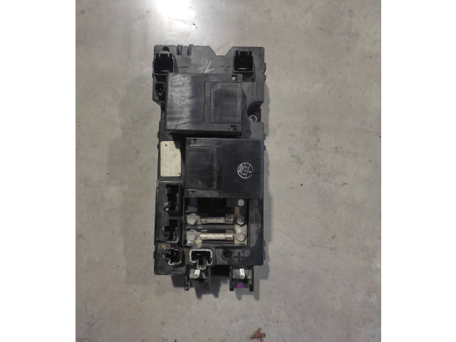 Pojistková skříňka 71405036, 8F180161 Lexus GS 300 350 430 450H 2007