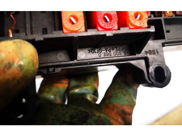 Přístrojová deska BMW 7 E65 E66 2004 69005820, 69005820