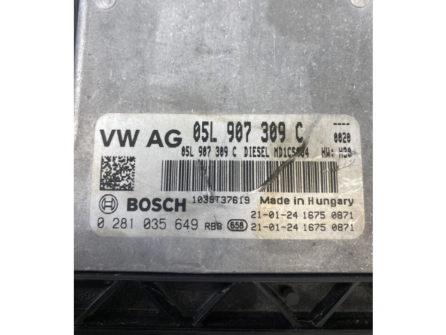 Блок управления двигателя 05L907309C   Audi A3 8Y