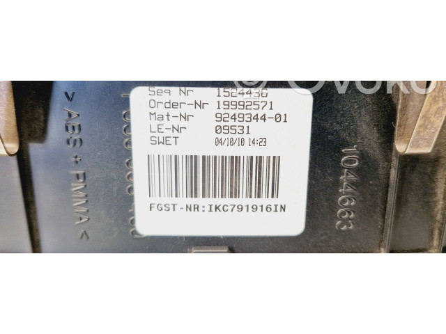 Přístrojová deska BMW 5 F10 F11 2010 9249344, 1524436