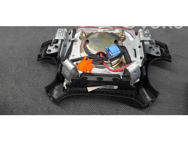 Подушка безопасности водителя    KIA Clarus