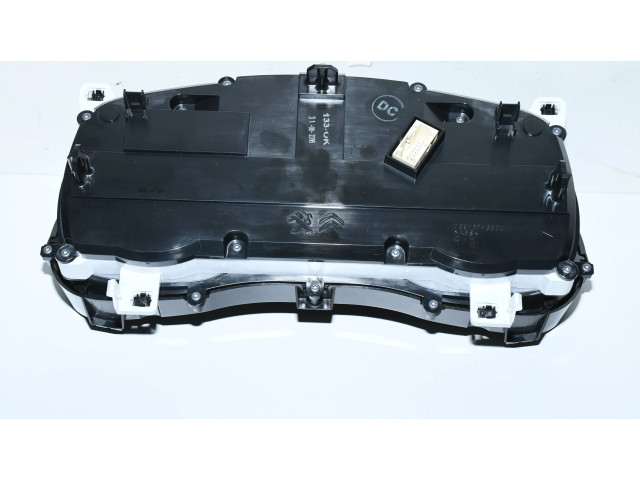 Přístrojová deska Peugeot Expert 2016 9817543780