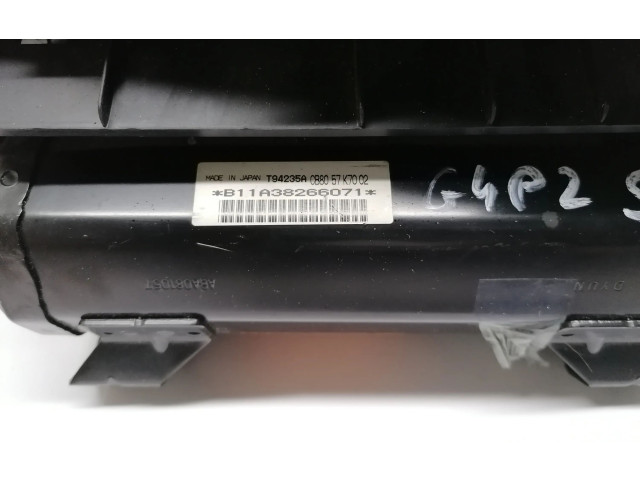 Подушка безопасности пассажира CB8057K7002 Mazda Premacy