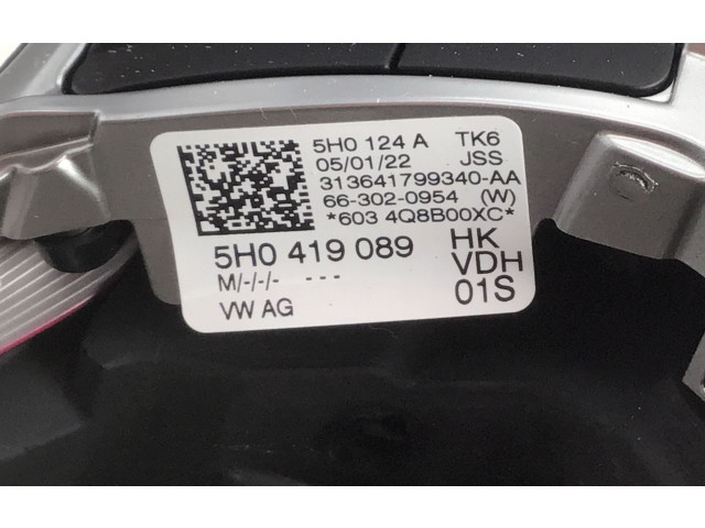 Руль Volkswagen Golf VIII 2019 - года 5H0419089HK
