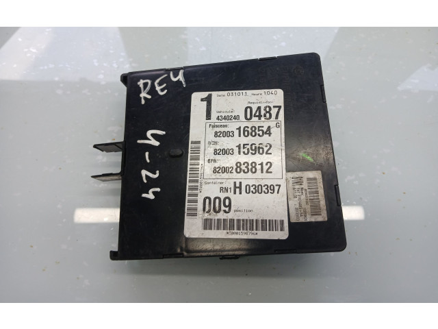   Pojistková skříňka 8200316854, 8200316854G   Renault Espace -  Grand espace IV 2002