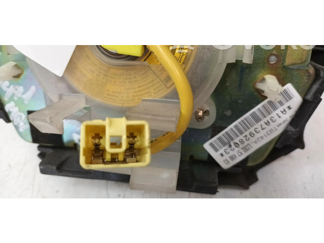 Подушка безопасности двери Mazda MPV II LW