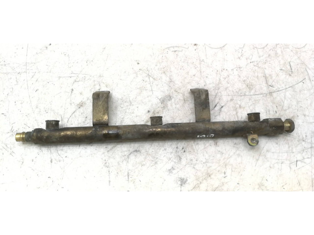 Топливная рампа Alfa Romeo 166 для двигателя 936A2000 02