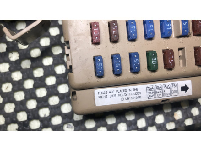 Блок предохранителей  MB100200B, LB101101B   Subaru Impreza III    