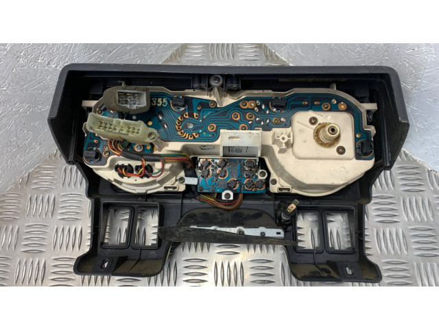 Панель приборов MB716924, 69326400 Mitsubishi Pajero