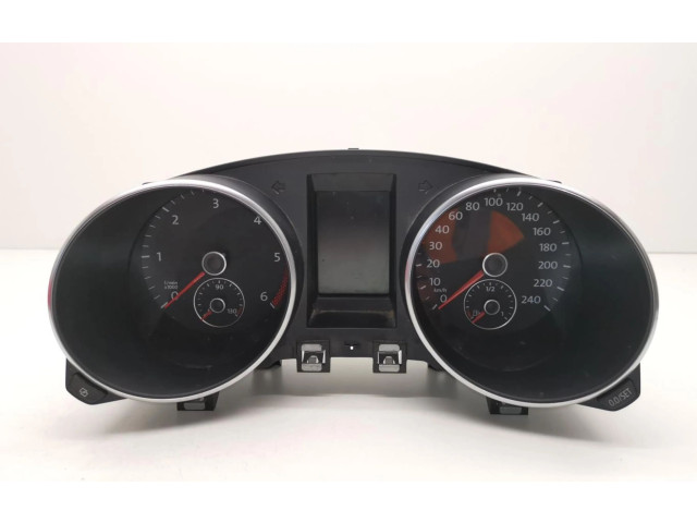 Панель приборов 5K0920870E Volkswagen Golf VI