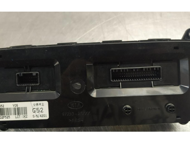 Блок управления климат-контролем 972502P525   KIA Sorento
