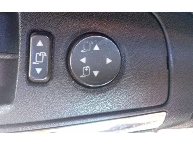 Зеркало электрическое        Lancia Delta   -  года   