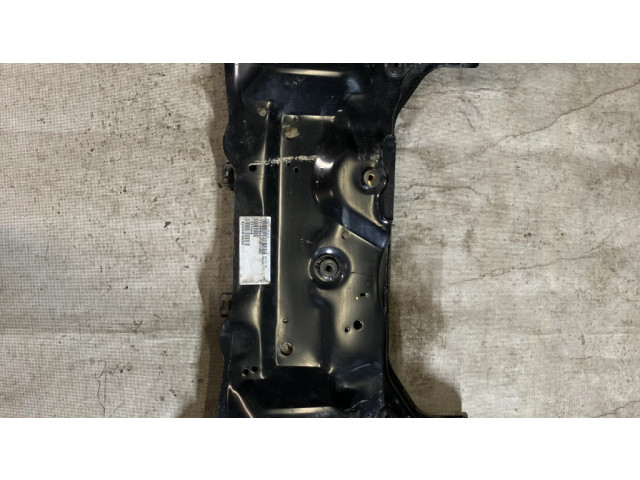 Передняя траверса