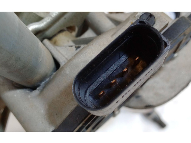 Моторчик дворников 81B955119    Audi Q2 -