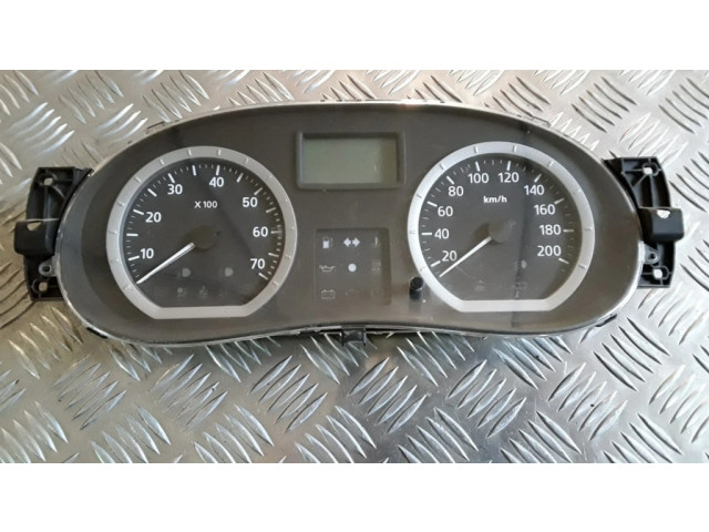 Панель приборов 216774992, 8200752820F   Dacia Logan I       