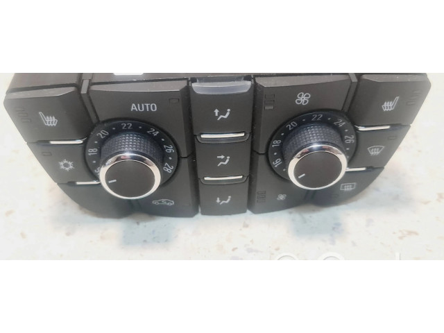 Блок управления климат-контролем 13435146, 28395674 Opel Astra J