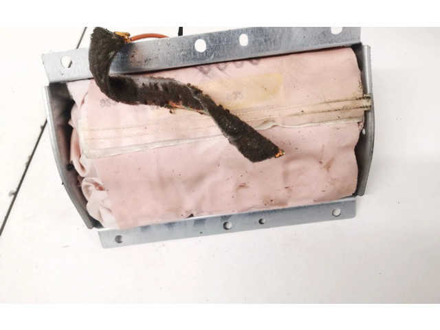 Подушка безопасности пассажира 9191928, 570460100   Volvo V70