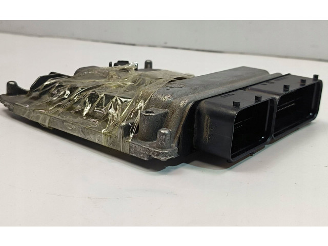 Комплект блоков управления 04L907445B Skoda Octavia Mk3 (5E)