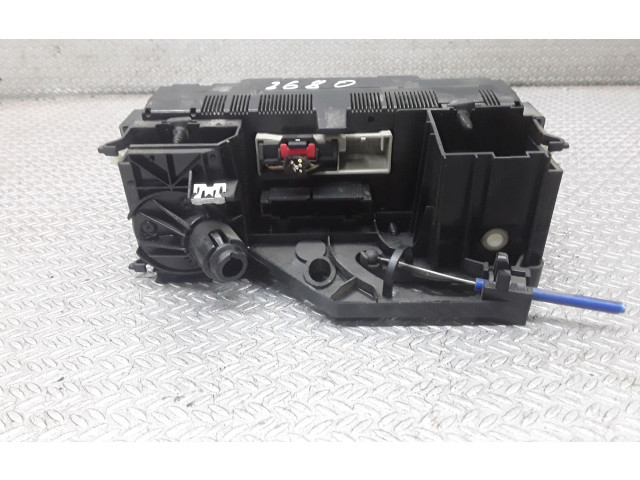 Блок управления климат-контролем Volkswagen Caddy