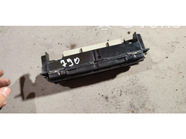 Блок управления климат-контролем Skoda Octavia Mk1 (1U)