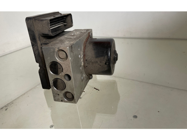 Блок АБС 8619968, 100925040213 Volvo V70 2000 - 2004 года