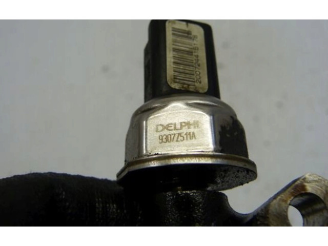 Топливная рампа 8200684034   Renault Clio III  