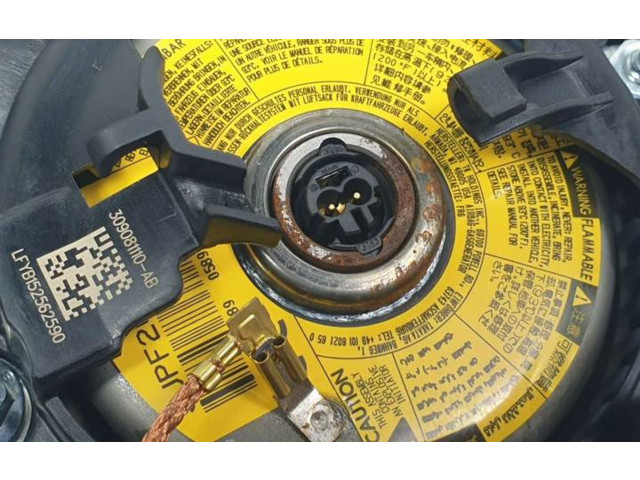 Подушка безопасности водителя GX73043B13 Jaguar XE