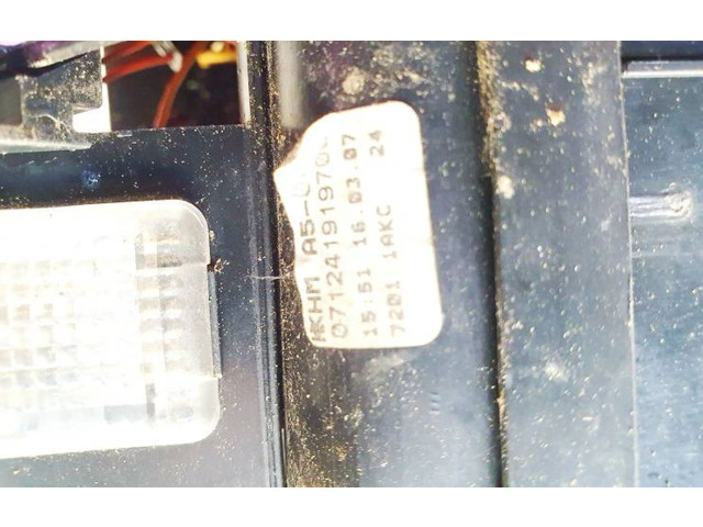 Блок предохранителей 071241919700, 72011akc24 Volkswagen Golf Plus