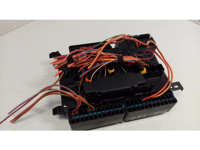 Блок предохранителей 9360501, 61149360501 BMW X1 F48 F49