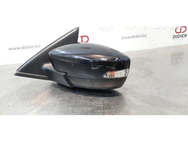 Зеркало электрическое Skoda Fabia Mk3 (NJ) 2015 - 2021 года