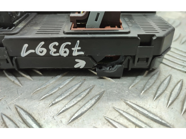 Блок комфорта 9819850080 Peugeot 2008 I