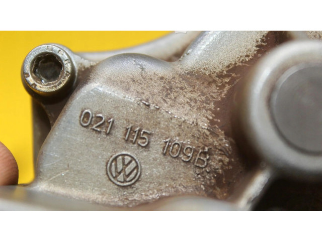 Масляный насос   021115153D  Volkswagen Sharan 