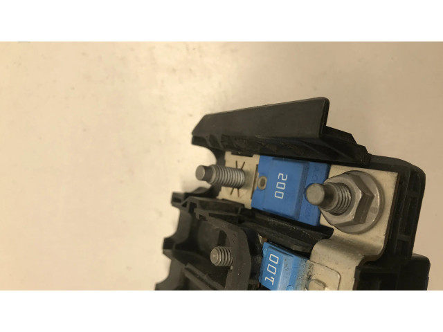 Pojistková skříňka A2465400950 Mercedes-Benz CLA C117 X117 W117 2014