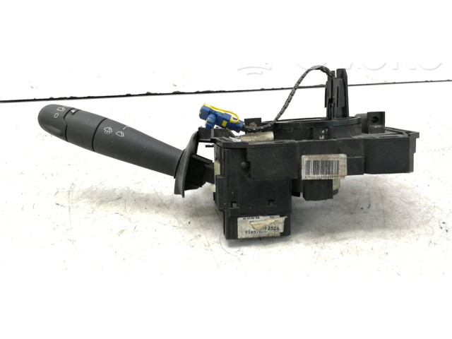 Ручка стеклоочистителей 8200792584, 901057666   Dacia Sandero