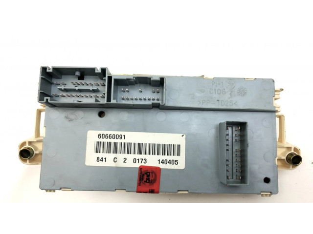 Блок предохранителей 221967 Maserati Quattroporte