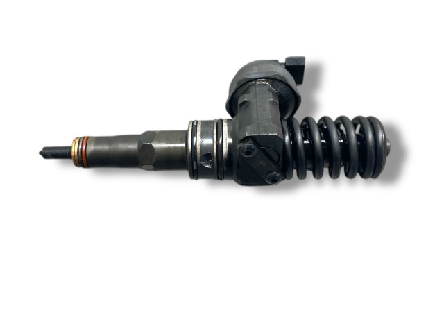 Форсунка 038130073ag, 0414720215 Volkswagen Golf Plus BKC