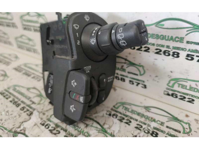 Переключатель дворников 8201590631B Renault Clio III