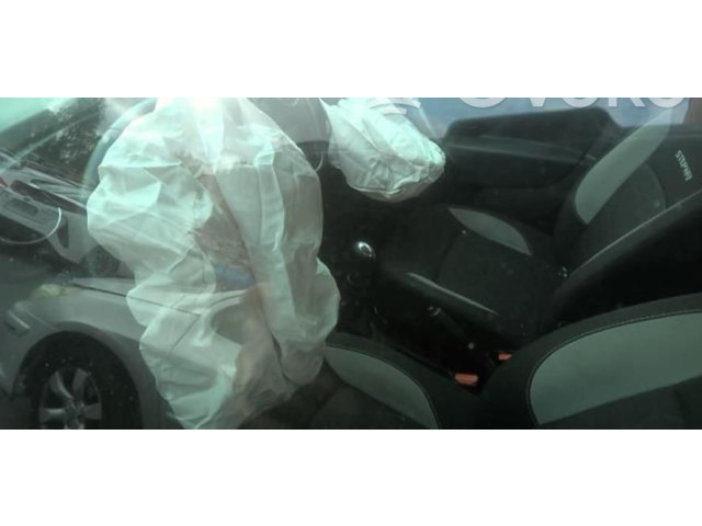 Вентилятор печки    272107379R   Dacia Sandero