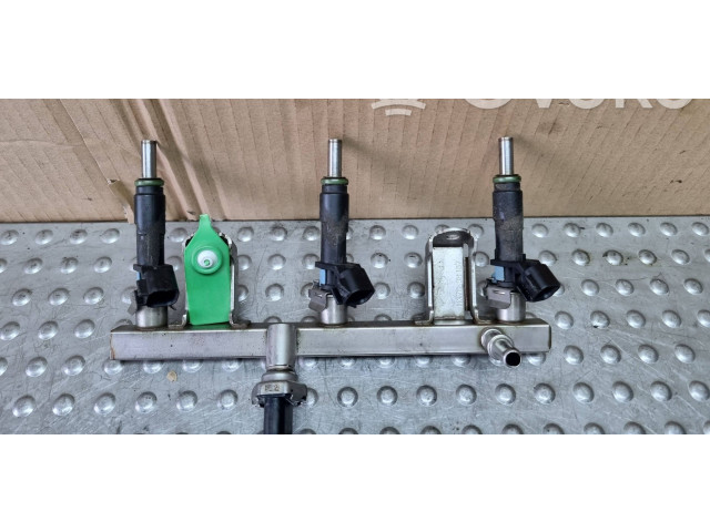 Vstřikovací lišta HX7G-9F593-CA, HX7G-9D280-BB Ford Kuga III