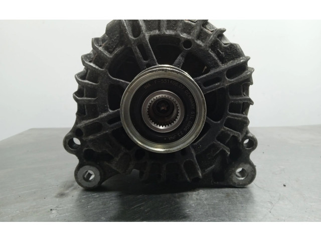 Генератор 03L903023L Volkswagen Caddy