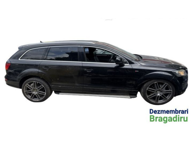 Přístrojová deska  Audi Q7 4L 2008   