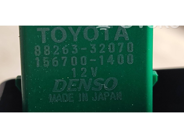 Блок предохранителей 8266253110, 8826321010 Lexus IS 220D-250-350