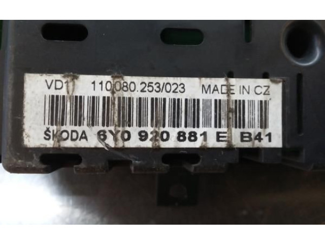 Панель приборов 110080253023, 6Y0920881E Skoda Fabia Mk2 (5J)